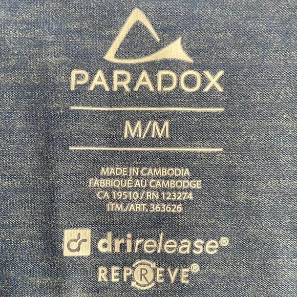 Paradox Dri-Release Repreve LS 1/2 Zip Fitted Poly Wool Top Blue Grey Sz M NWOT - Picture 8 of 10